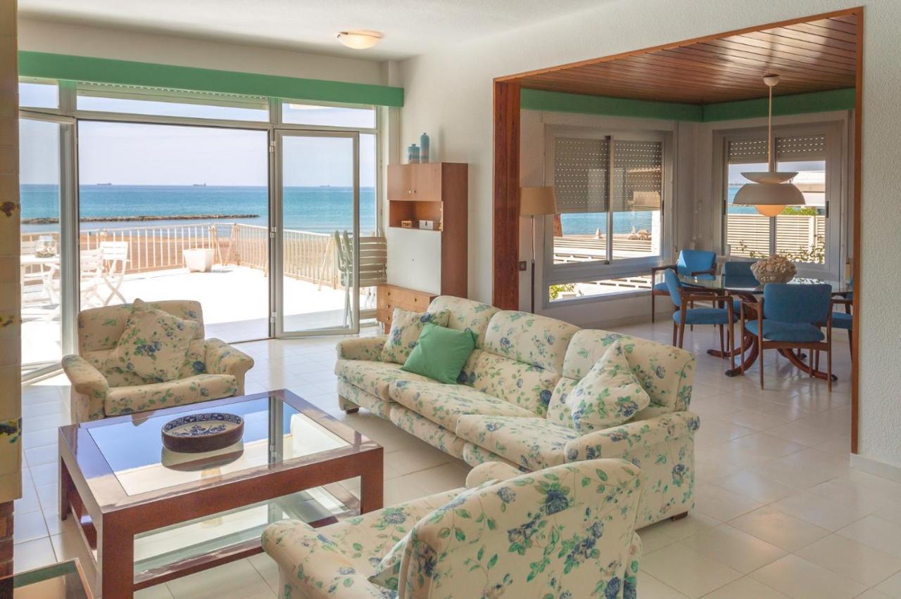 Magnifica Villa Aireola Frente Al Mar 贝尼卡西姆 外观 照片