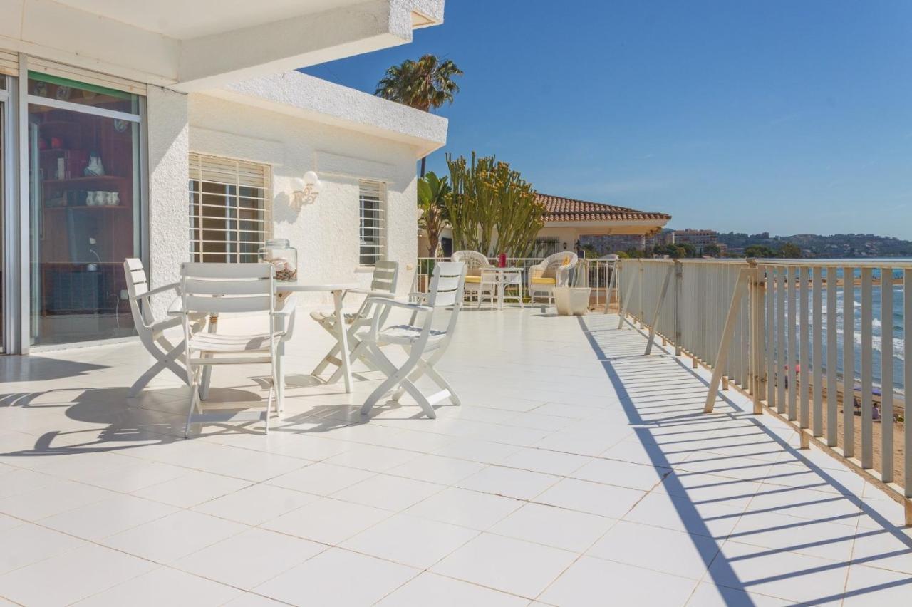 Magnifica Villa Aireola Frente Al Mar 贝尼卡西姆 外观 照片