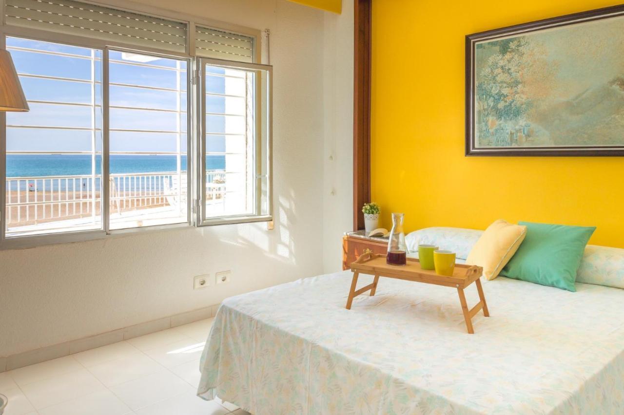 Magnifica Villa Aireola Frente Al Mar 贝尼卡西姆 外观 照片