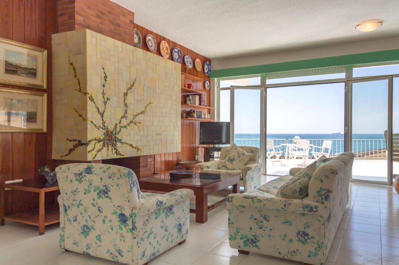 Magnifica Villa Aireola Frente Al Mar 贝尼卡西姆 外观 照片
