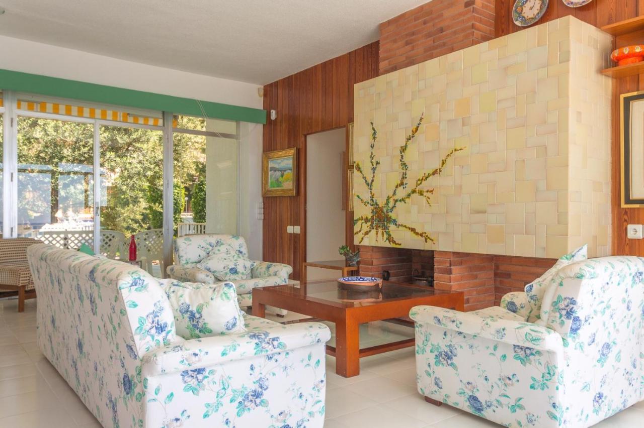 Magnifica Villa Aireola Frente Al Mar 贝尼卡西姆 外观 照片
